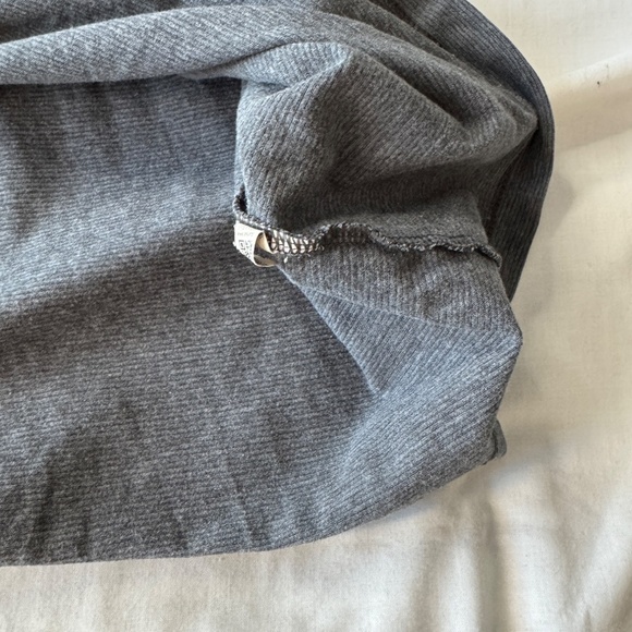 Under Armour Heat Gear Men's Activewear Short Sleeve Casual T-Shirt Gray 2XL - Picture 7 of 11